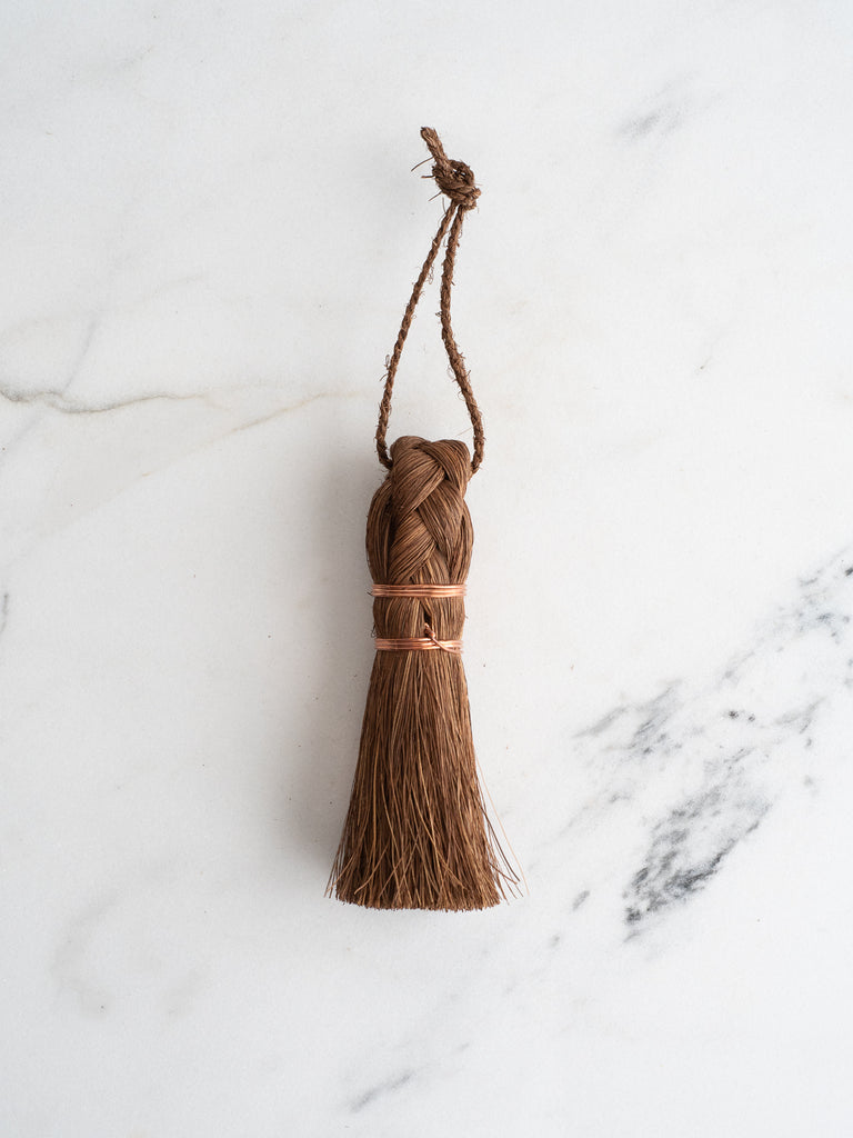 Palm & Copper Dust Brush
