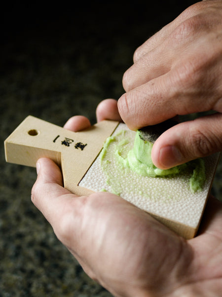 Japanese Grater with Shark Skin for Wasabi [Middle]