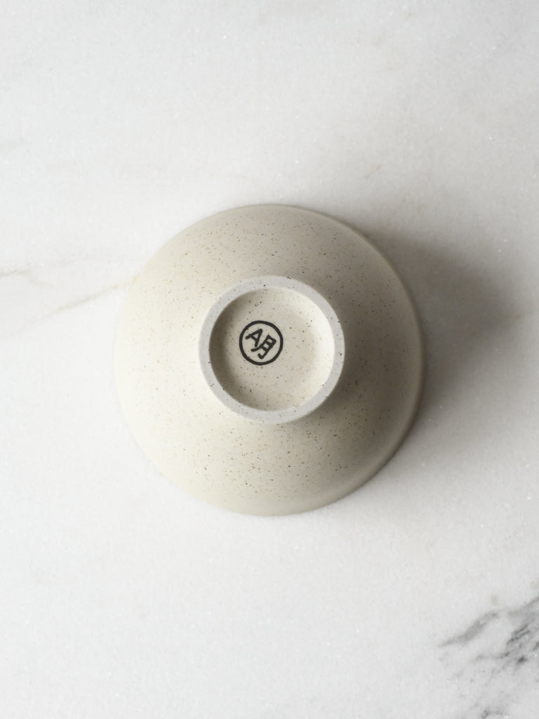 Teacup in Matte Grey
