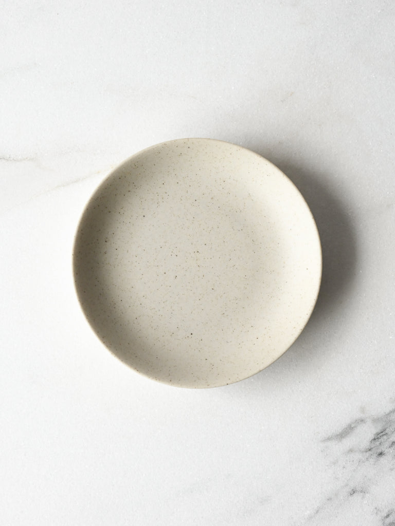 Saucer in Matte Grey
