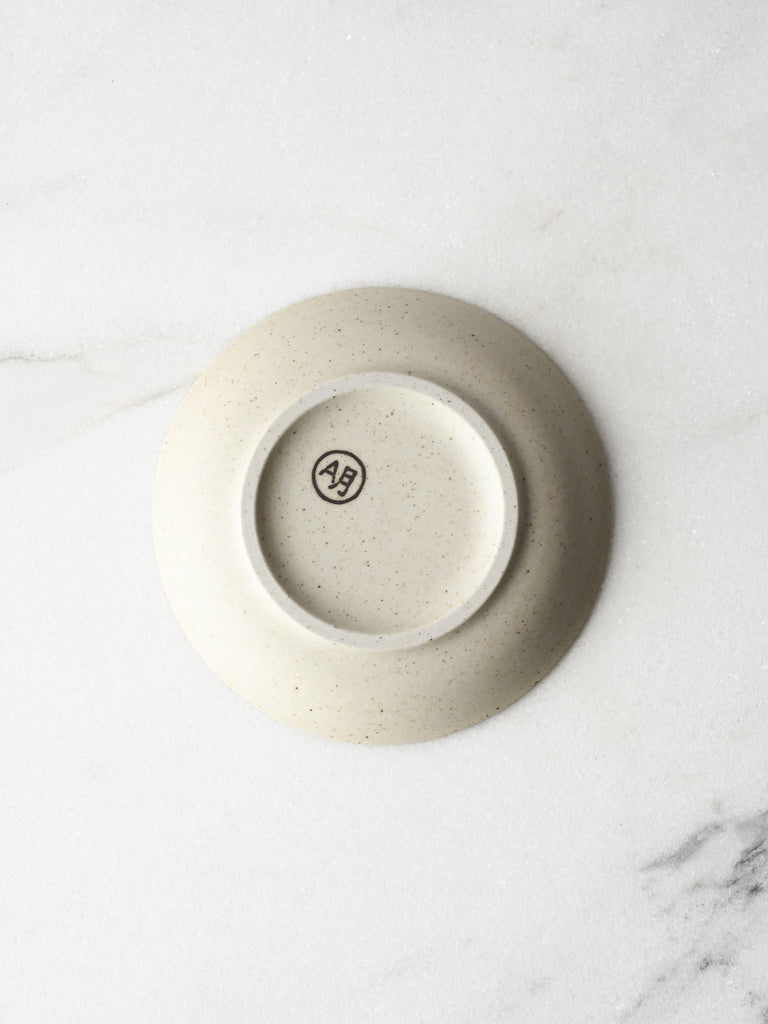 Saucer in Matte Grey