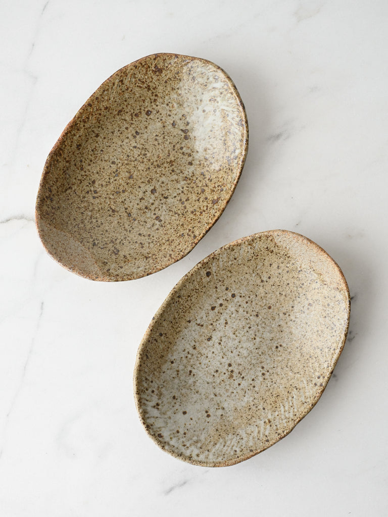 Oval Bowl in Speckled Moss Glaze