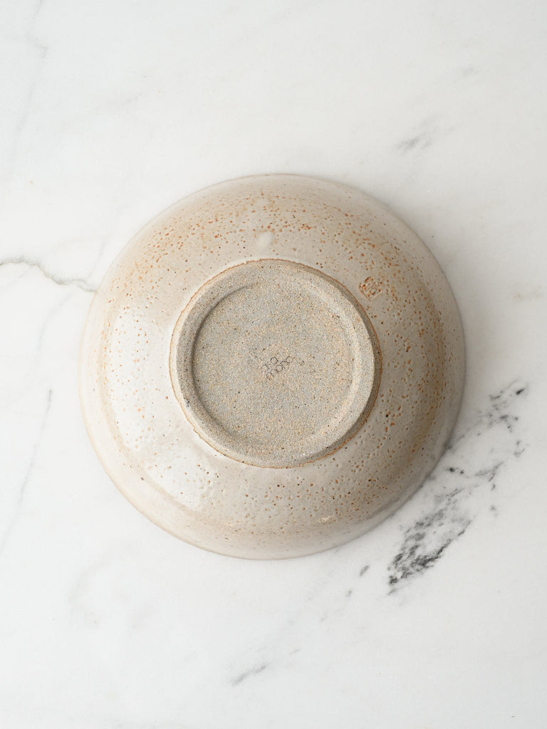 Pale Shino Serving Bowl | No. 02