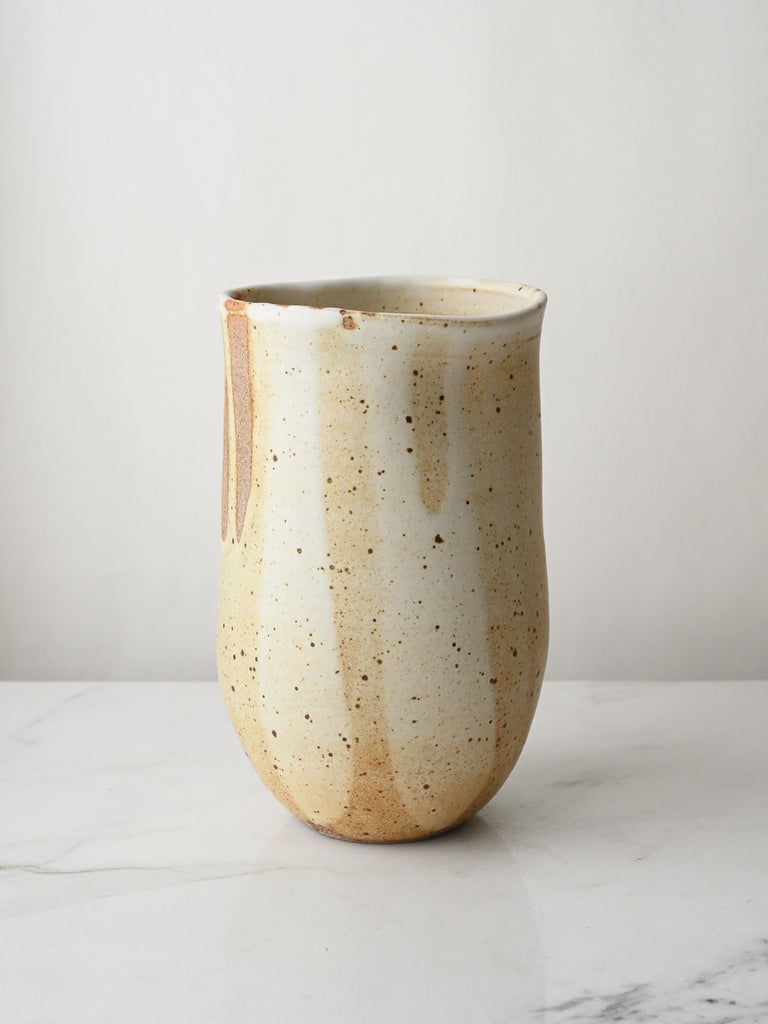 Suna Vase