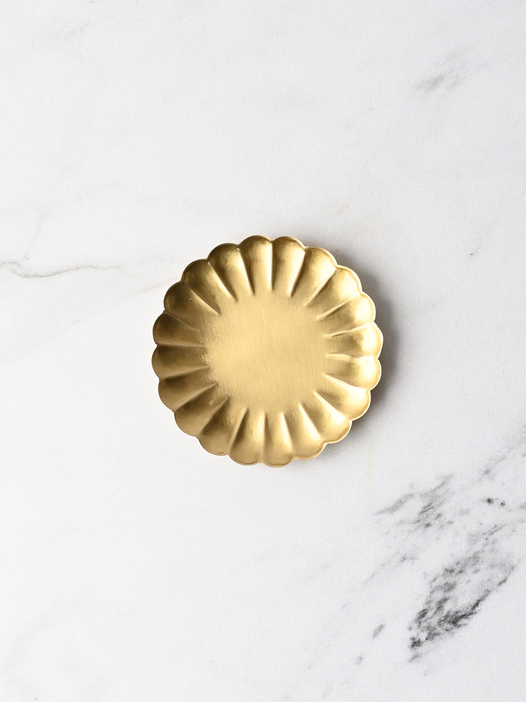 Brass Chrysanthemum Tray