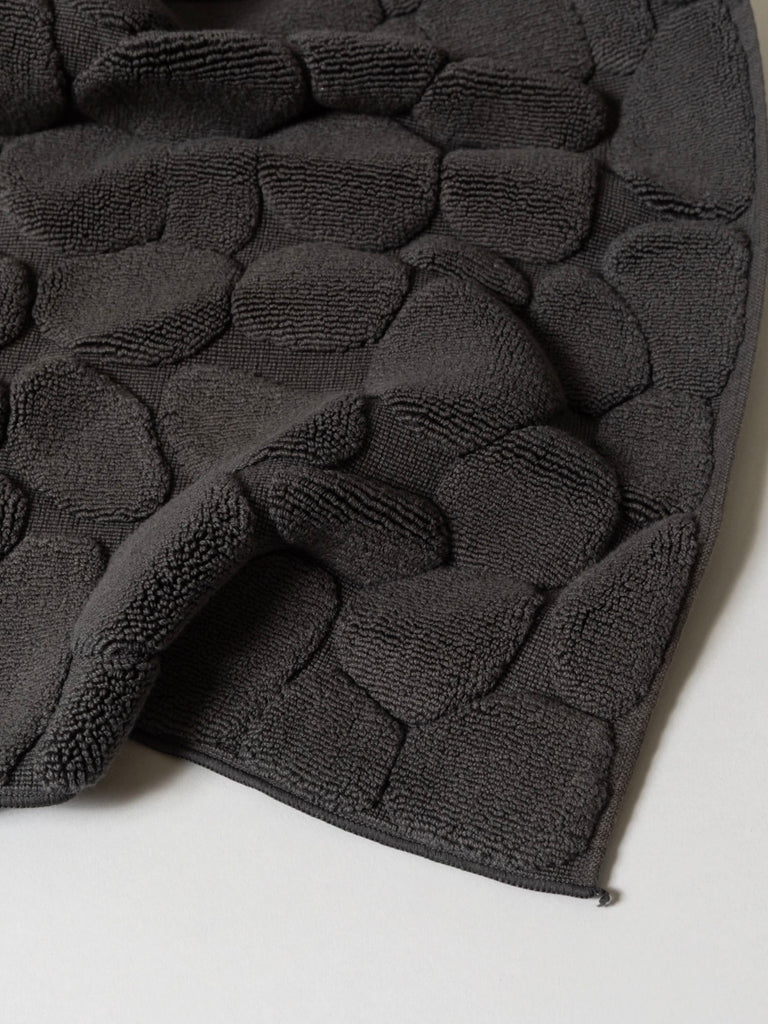 Ishikoro Pebble Bath Mat
