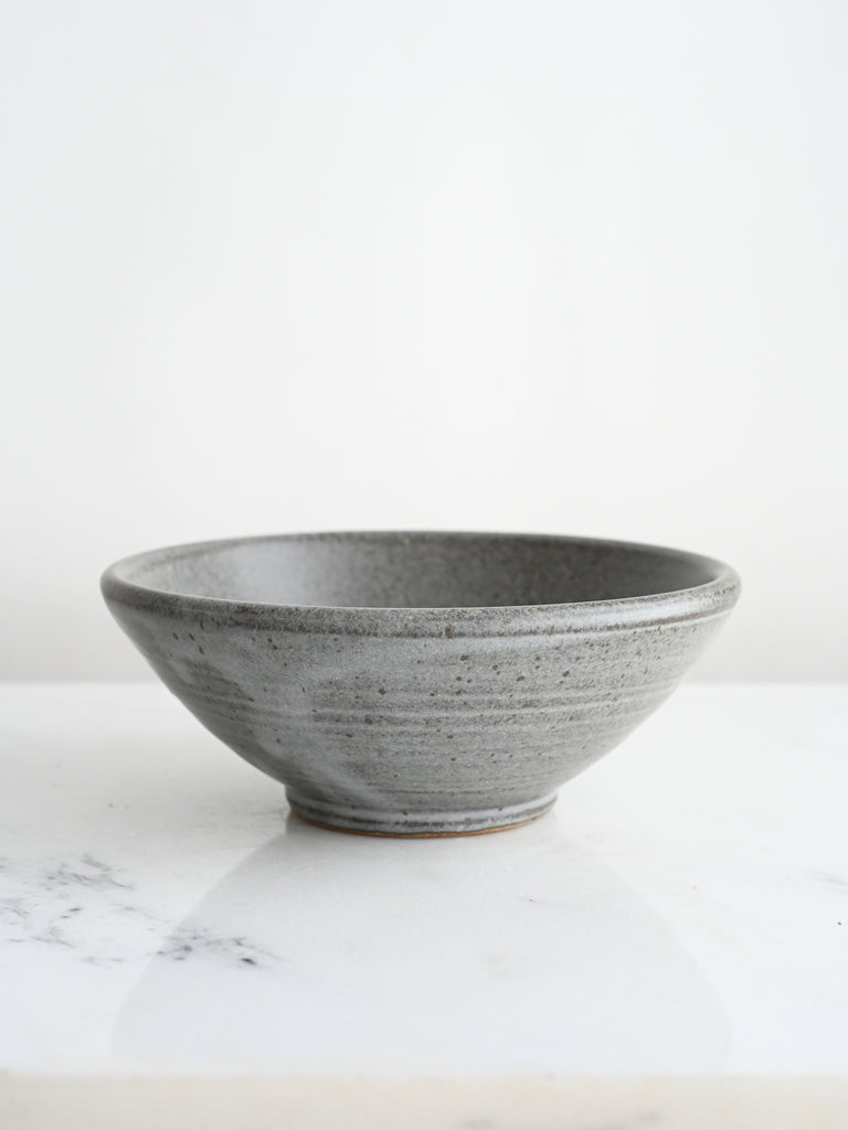 Wild Clay Bowl in Matte Grey Glaze