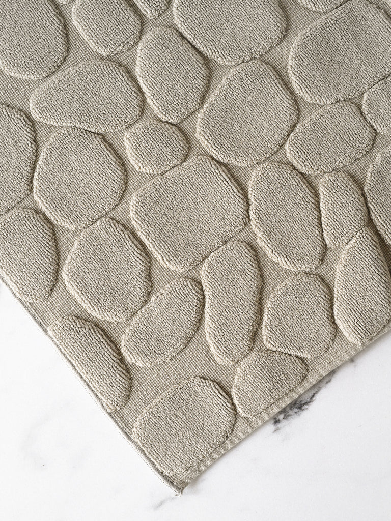 Ishikoro Pebble Bath Mat