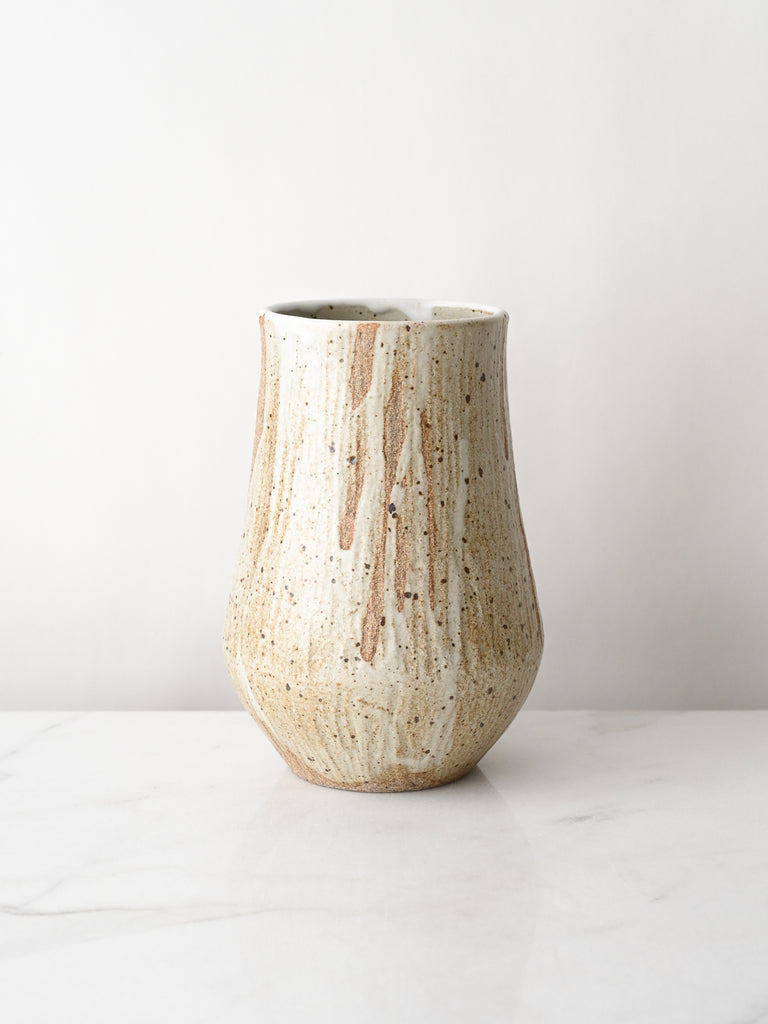 Suna Vase
